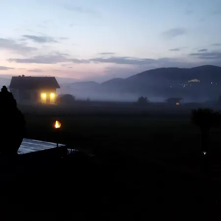 Holiday home Jaworowe Wzgorze
