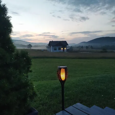 Holiday home Jaworowe Wzgorze